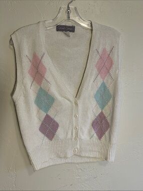 Vintage Casual Corner Cream Argyle V-Neck Button Sweater Vest